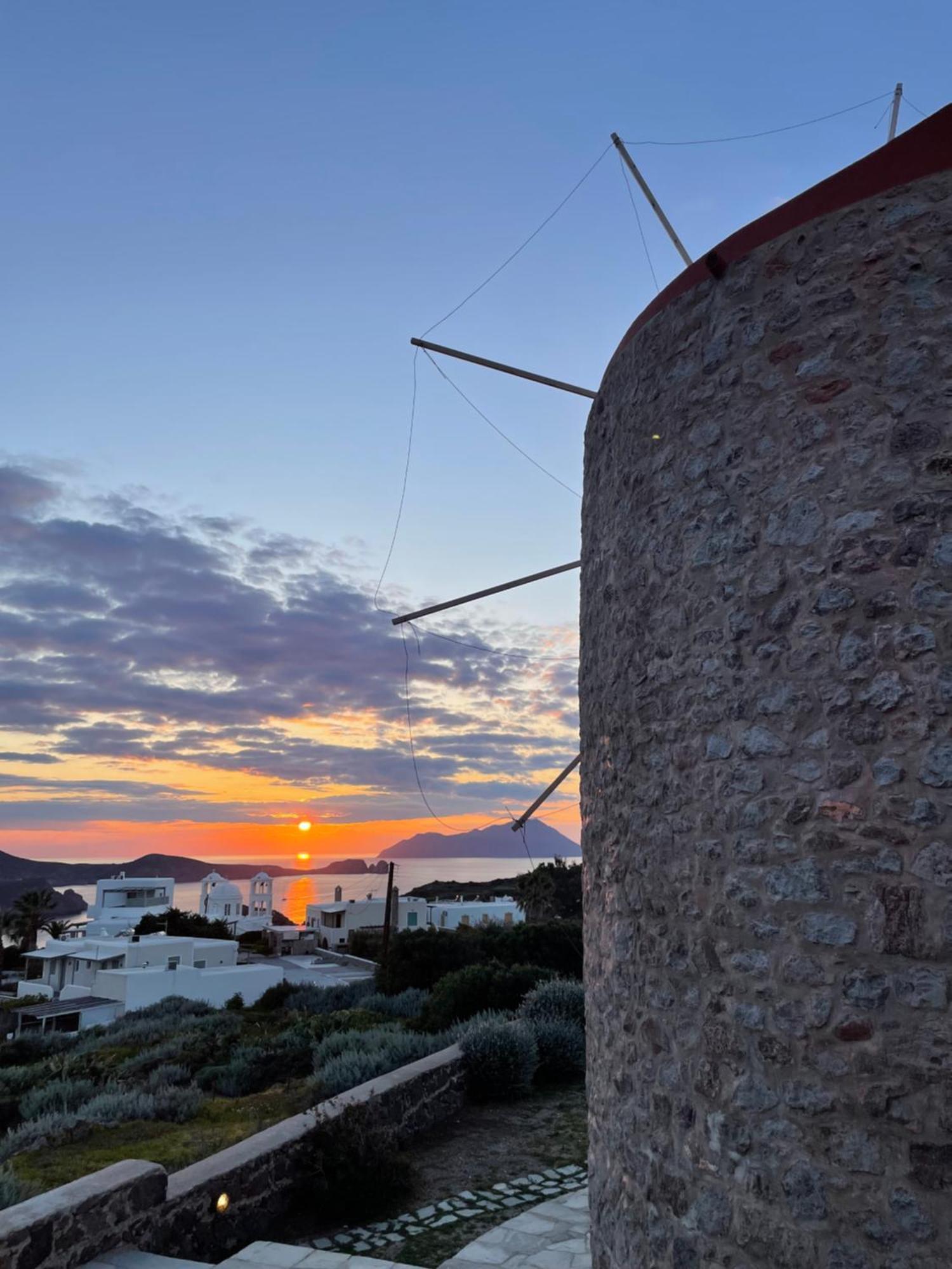 Marketos Windmill And Houses Tripití Exterior foto